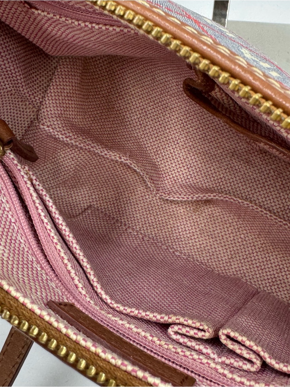 Dooney & Bourke Gray Logo Barrel Shoulder Bag with Brown Trim - Picture 4 of 9